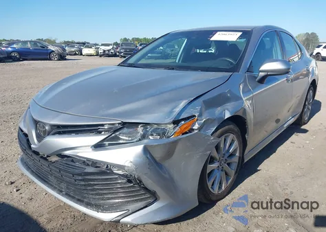 2019 Toyota Camry Le from USA, damaged, VIN 4T1B11HK7KU756675